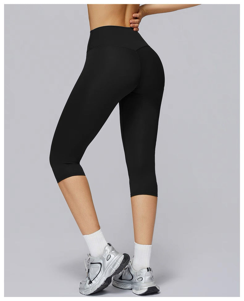 Aura Sculpt Capris
